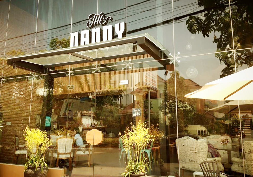 THE NANNY_CAFE STORE DESIGN
